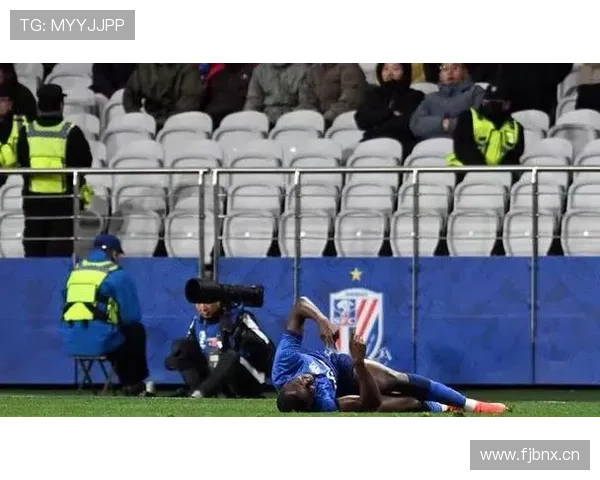 上海申花战术困局显现,争冠野心面临阶段性考验 上海申花战术困局显现,争冠野心面临阶段性考验