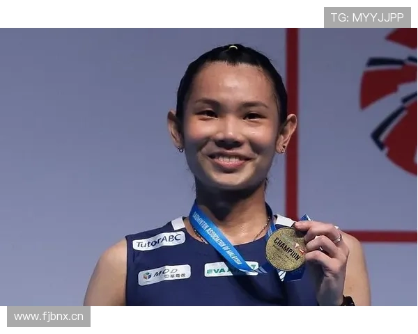 戴资颖私下喝杯手摇饮都要算卡路里，这自律谁顶得住